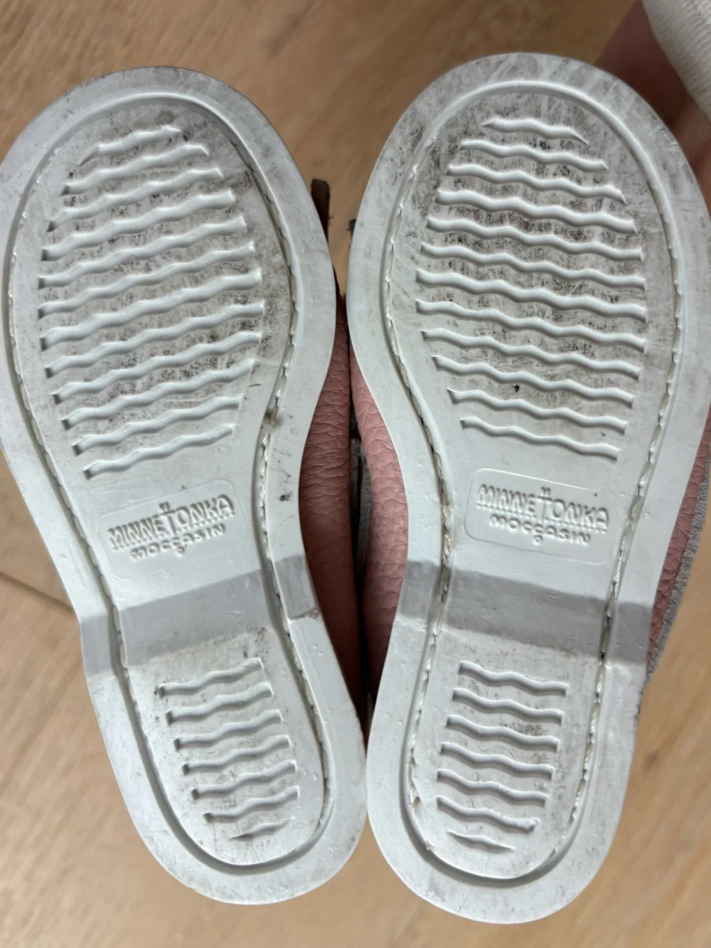 Kids Pink Beaded Fringe Minnetonka Moccasin Loafers